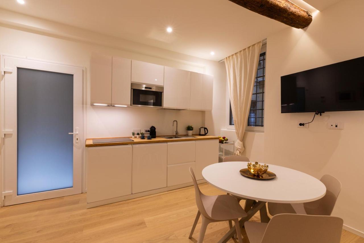 Domus Ticinese Daire Milano Dış mekan fotoğraf
